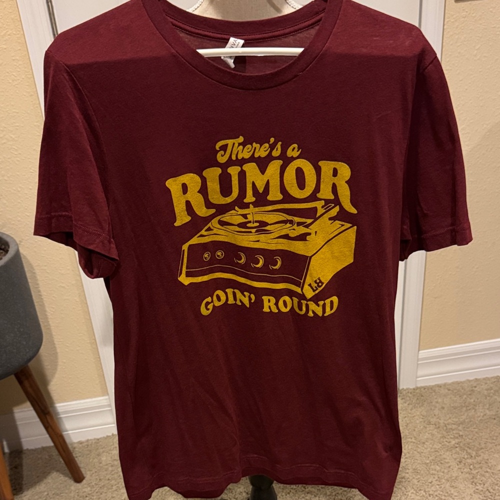 Large Lee Brice Burgundy Graphic Tee